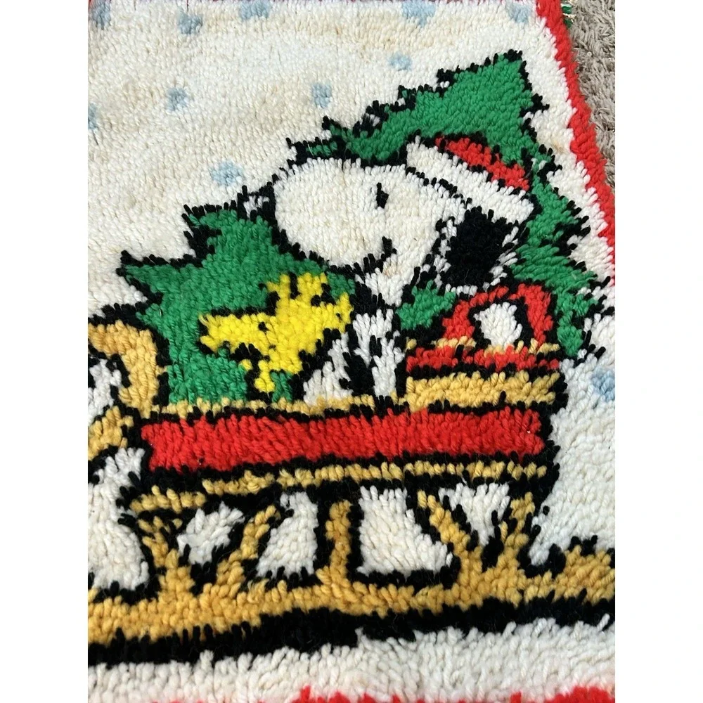 Vintage Retro 1970s Latch Hook Rug Peanuts‎ Snoopy Wall Hanging 25x18